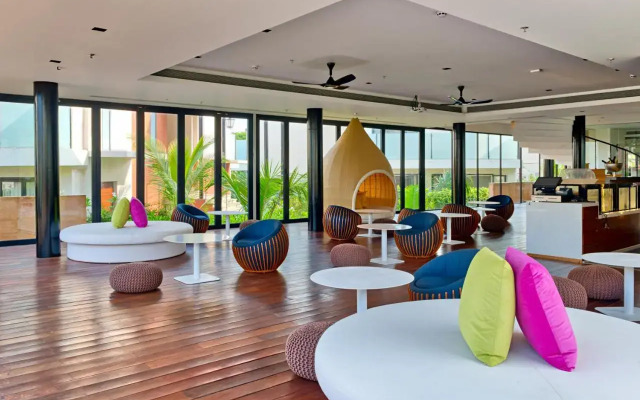 Azaya Beach Resort