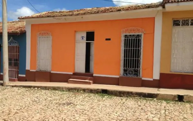 Lino Perez Street Rooms