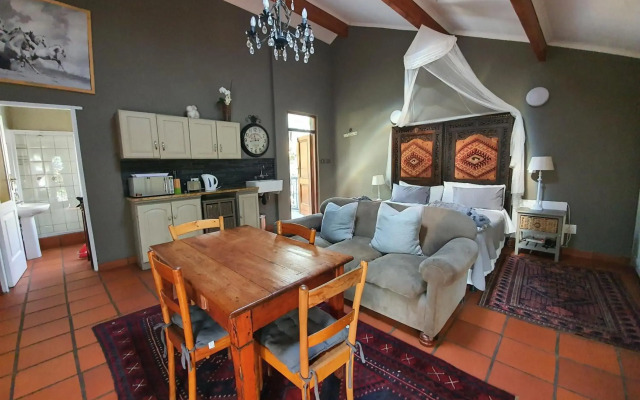 Waterhouse Guest Lodges 295 Indus Street