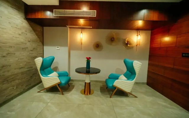 RG Exclusive Hotel-Akola