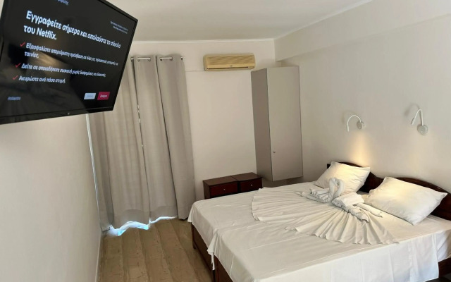 Aggelos Family Hotel