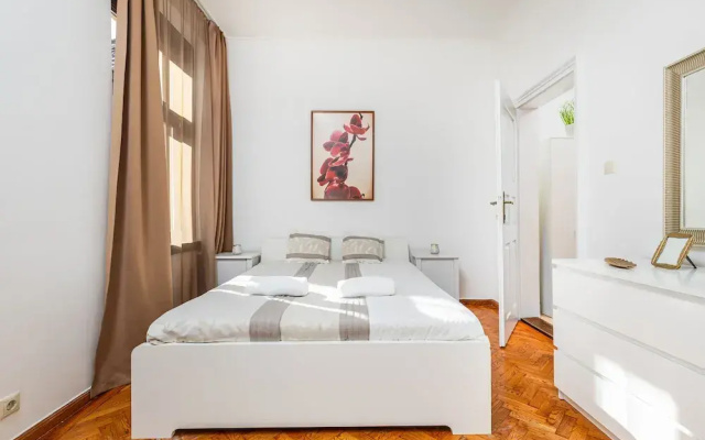 Real Apartments Andrassy