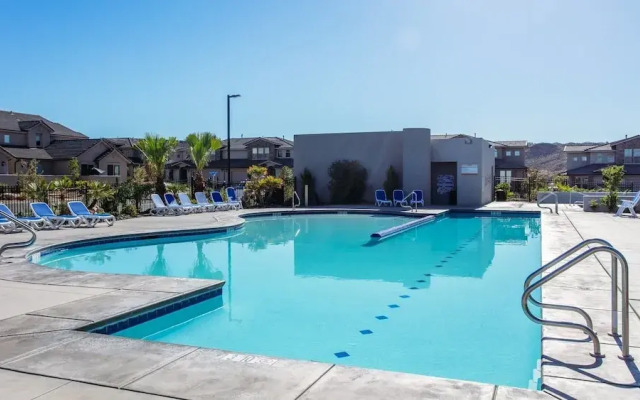Endless Adventures 4 Bedroom Apts by RedAwning