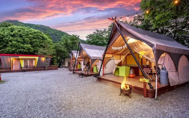 Saeyeon Glamping & Caravan Pocheon