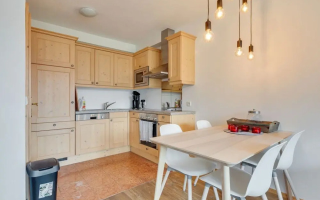 Quaint Apartment in Kirchberg with Balcony near Lake