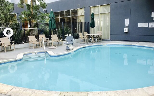 Courtyard by Marriott Oakland Downtown