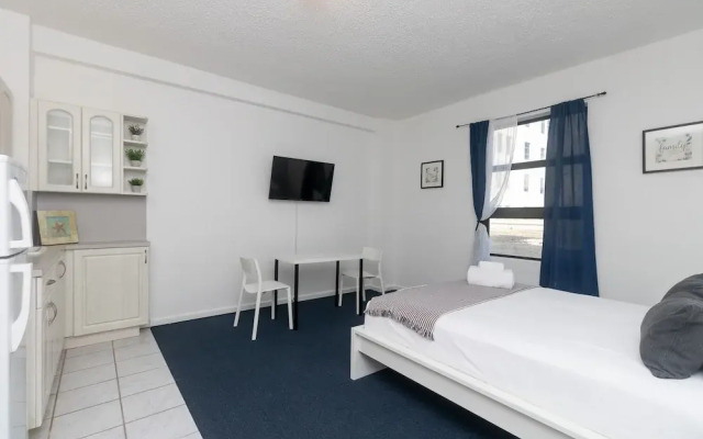 306 Studio Hollywood Beach