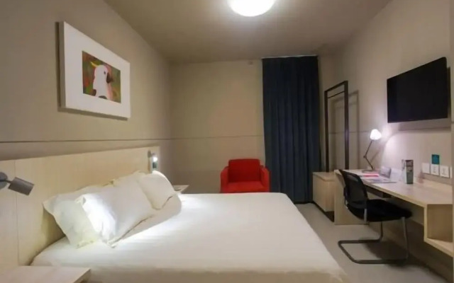 Jinjiang Inn Shaoxing Keqiao World Trade Center Hotel