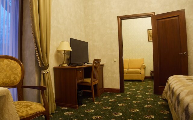 Chopin Hotel