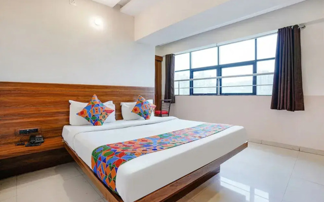 Fabhotel Paradise Inn