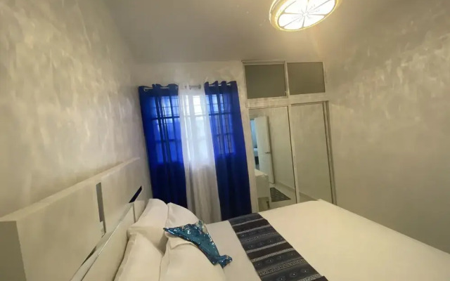 7DR Apt in Prime Location Near Monumental Area