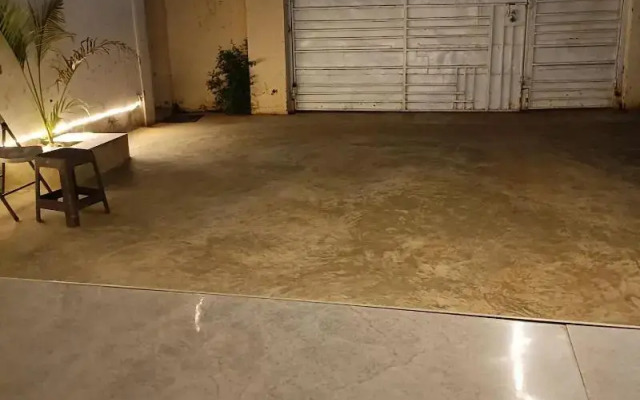 Redhill Cliff Complex