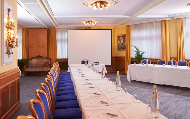 Romantik-Hotel und Restaurant „Goldener Karpfen“