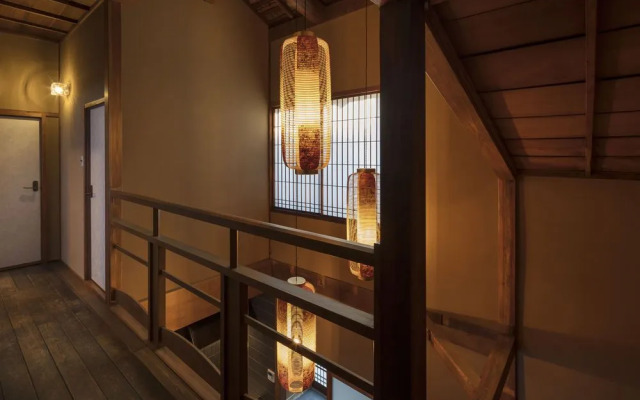 Hikoso-machi Kin no Ma