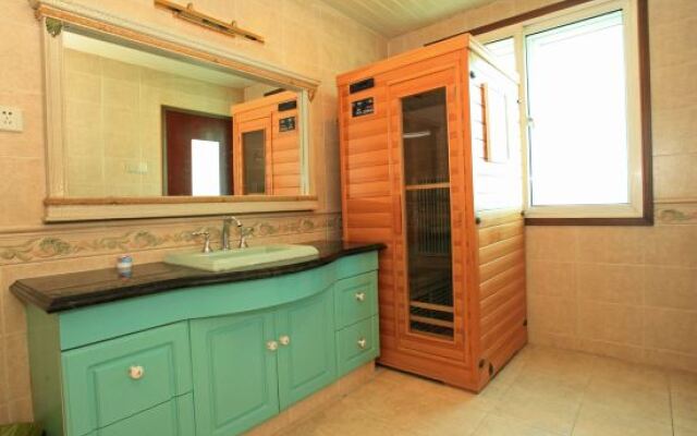 Tango Villa