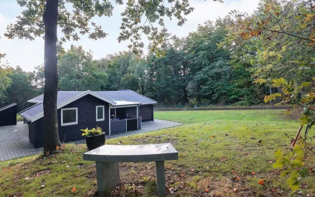 5 Person Holiday Home in Thyholm