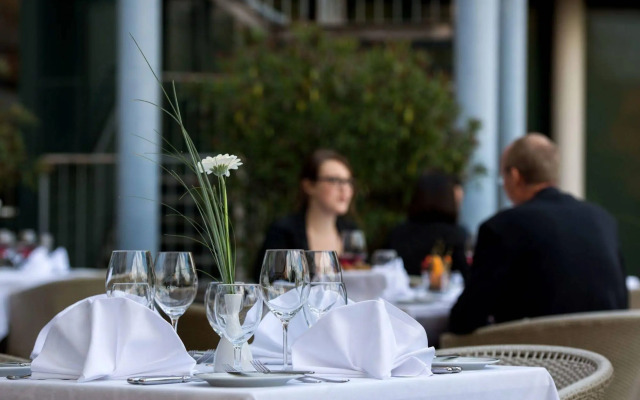 Trans World Hotel Donauwelle