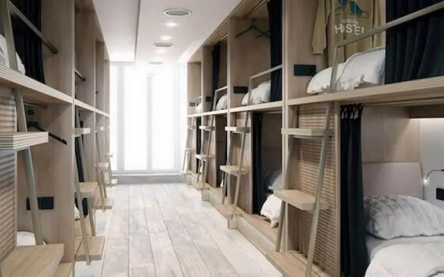 Y Hostel - Albergue Juvenil