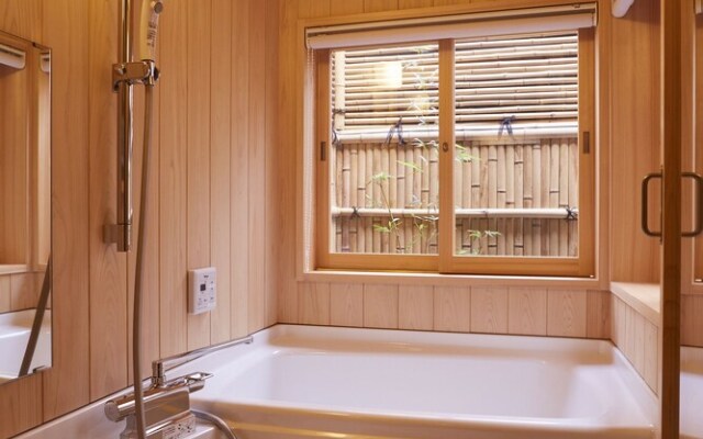 Rinn Nanajo Takasegawa