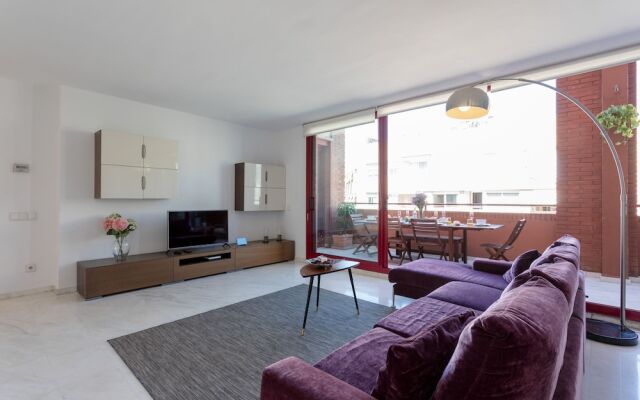 Unique Rentals - Stylish Seafront Duplex