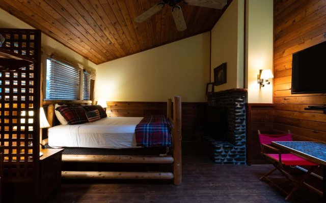 Cannon Beach Hotel Collection