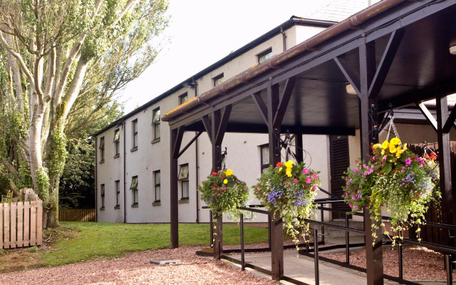 Premier Inn Dundee West