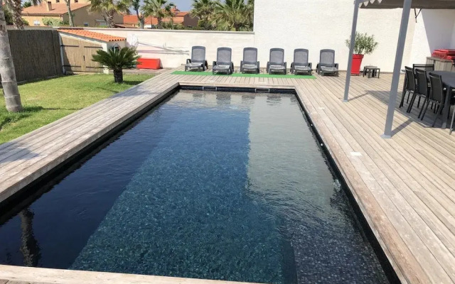 Villa With 3 Bedrooms in Saint-cyprien, With Wonderful Mountain View, Private Pool, Enclosed Garden - 3 km From the Beach