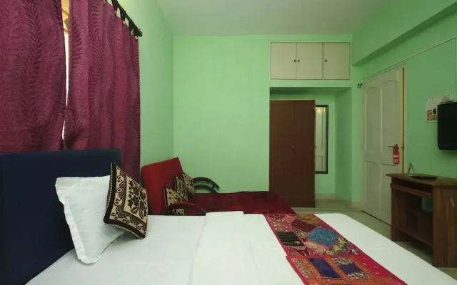 OYO 8503 Apartment Aakash Ganga