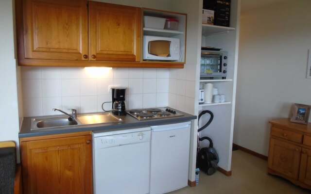 Lou Services Apartment J11 LSI 001