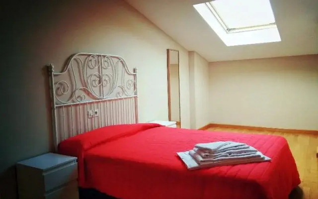 Apartamentos Playa De Las Catedrales 3000