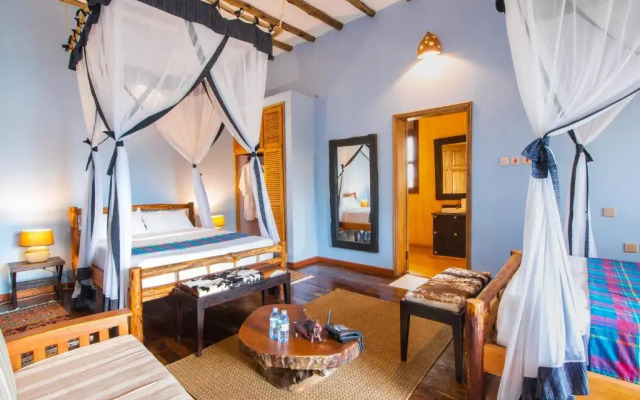 Buffalo Safari Lodge