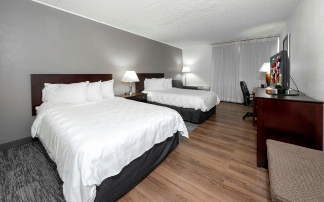 Red Roof Inn PLUS+ Newark Liberty Airport - Carteret