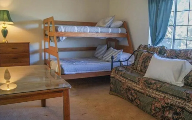 RedAwning Slope Side Lodge #1477