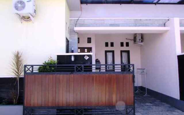 Penginapan Graha Ayu Homestay 1