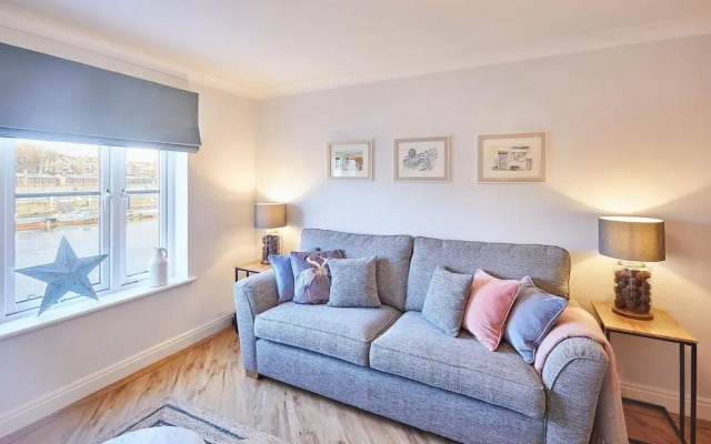 Host Stay Harbour View