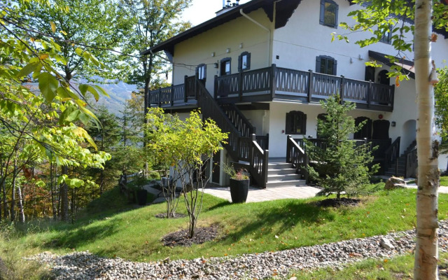 Stunning Condo - View on Lake Tremblant & Mountain