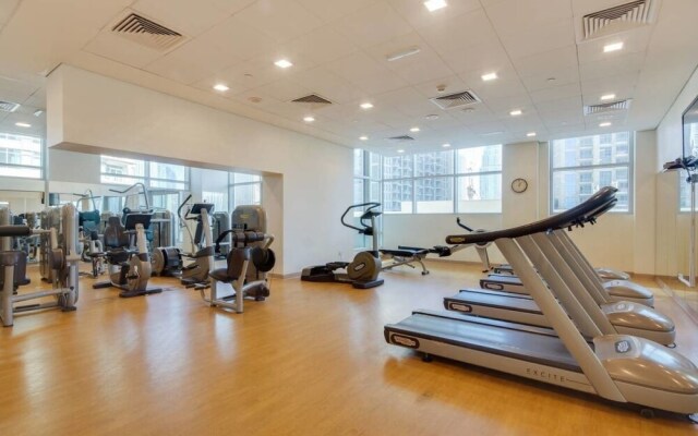 Stylish Apartment With the Best Burj Views