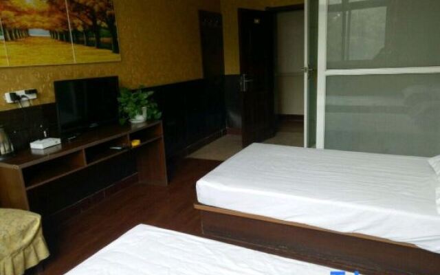 Wuyi yilin express hotel