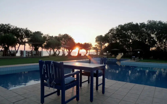 Arion Beach Hotel