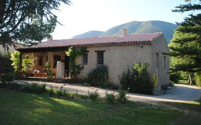 Villa 2 Cypresses