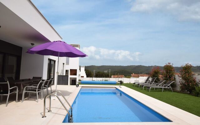 Modern Villa With Private Swimming Pool Near Nazare