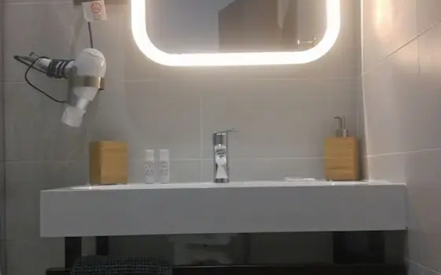 The Lights City Rooms