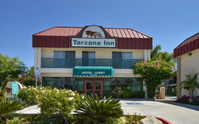 Tarzana Inn