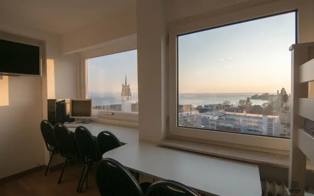 Skyhostel Friedrichshafen