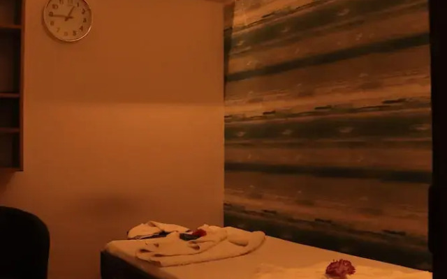 Lotus Club Boutique Hotel