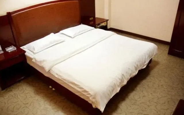 Jiaotong Inn