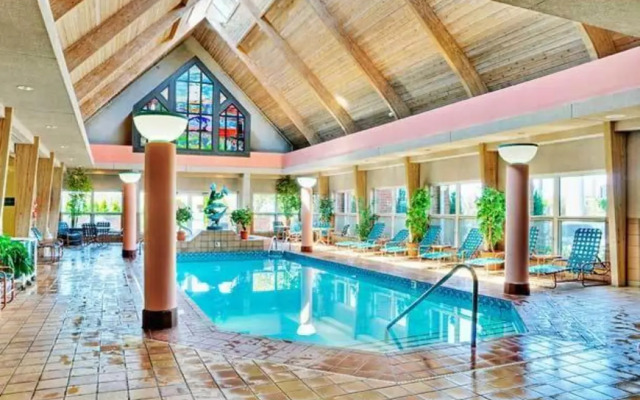 Hawthorn Suites BY Wyndham Erie