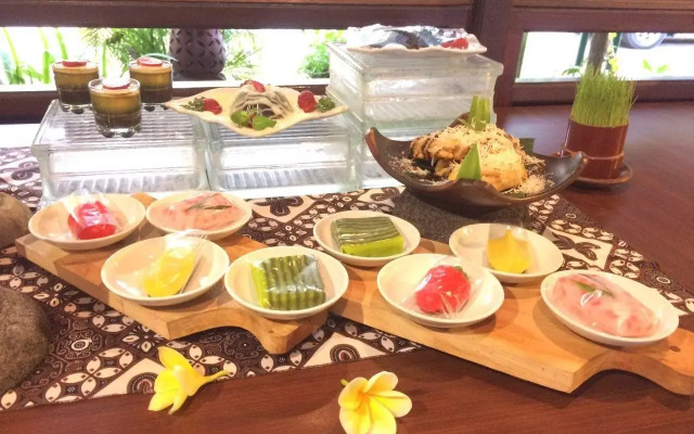 Paku Mas Hotel