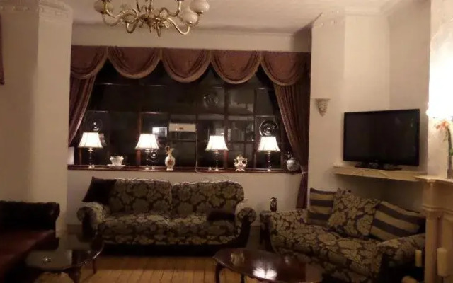 The Grays Hotel