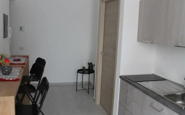 Destefano Central Apartment with Balcony